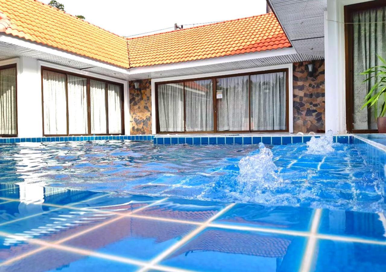 Baan Golden Pool Villa Sam Roi Yot Exteriér fotografie